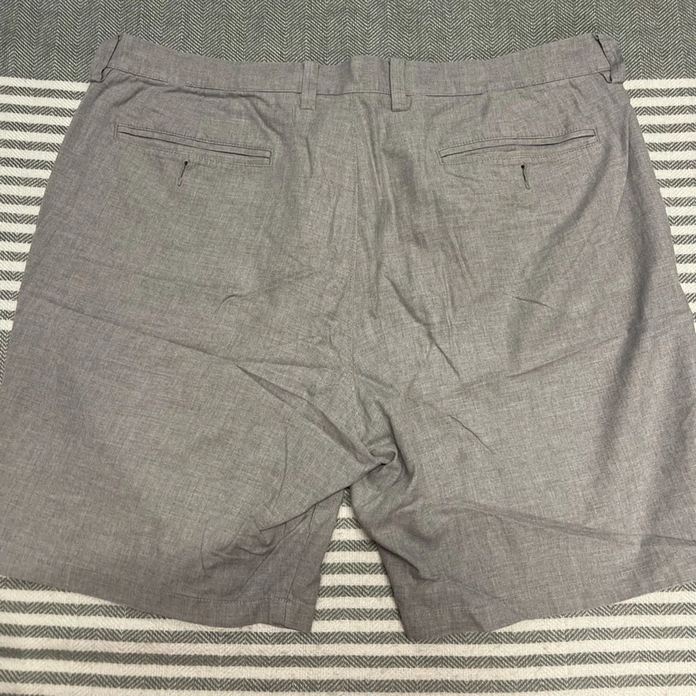 J Crew 9” Gray Shorts‎ Size 36